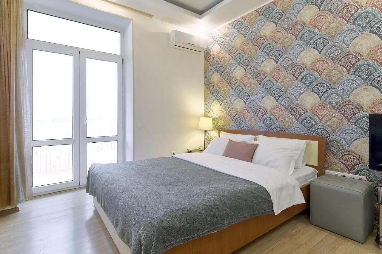 Contactos de Apartments Basseyna Street The Center Of City -Three Separate Bedroom