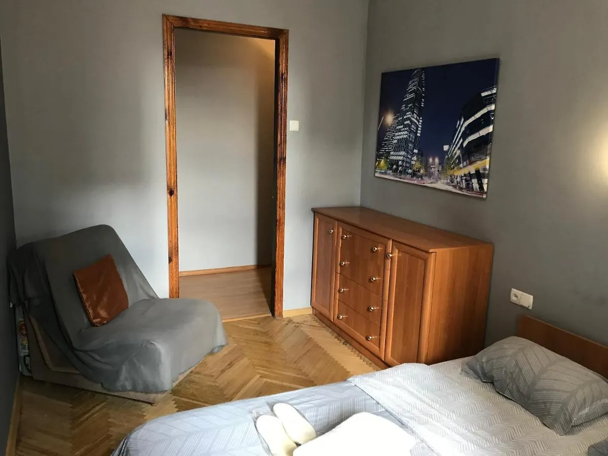 Apartments Basseyna Street The Center Of City -Three Separate Bedroom Kiev Ucrania