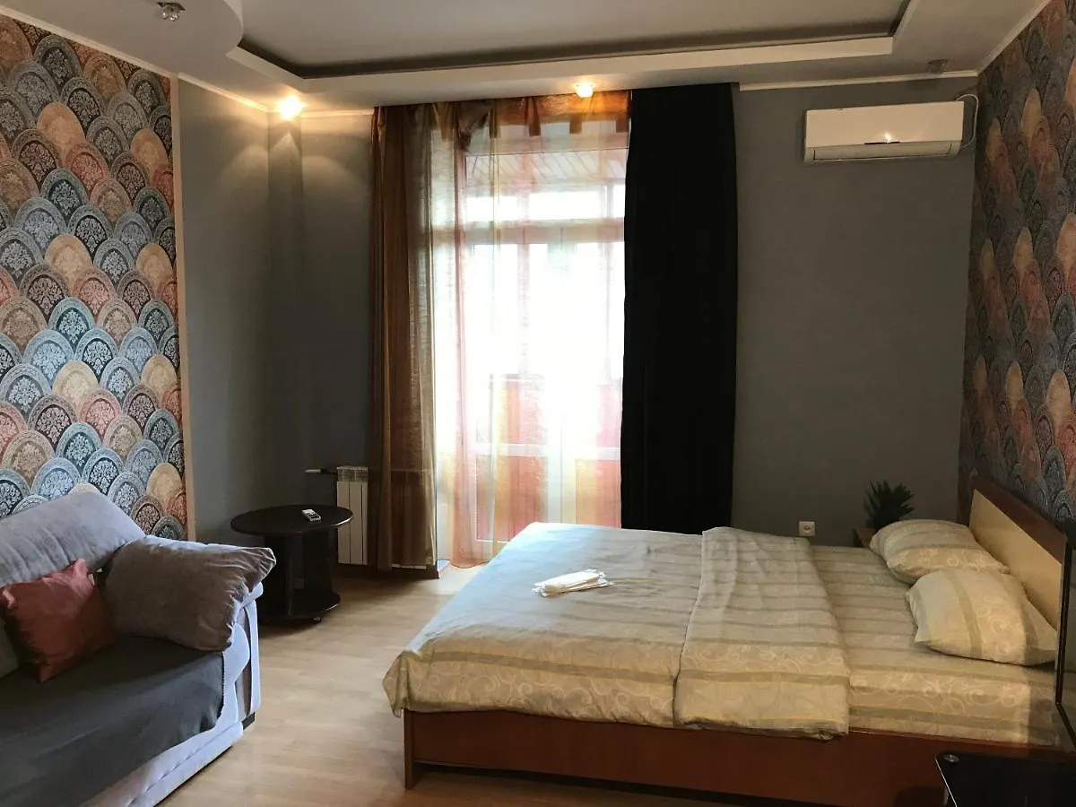 Apartments Basseyna Street The Center Of City -Three Separate Bedroom Kiev