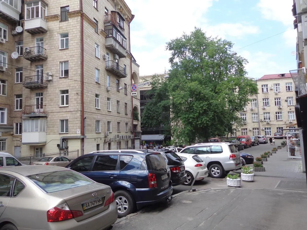 Apartments Basseyna Street The Center Of City -Three Separate Bedroom Kiev 0*,